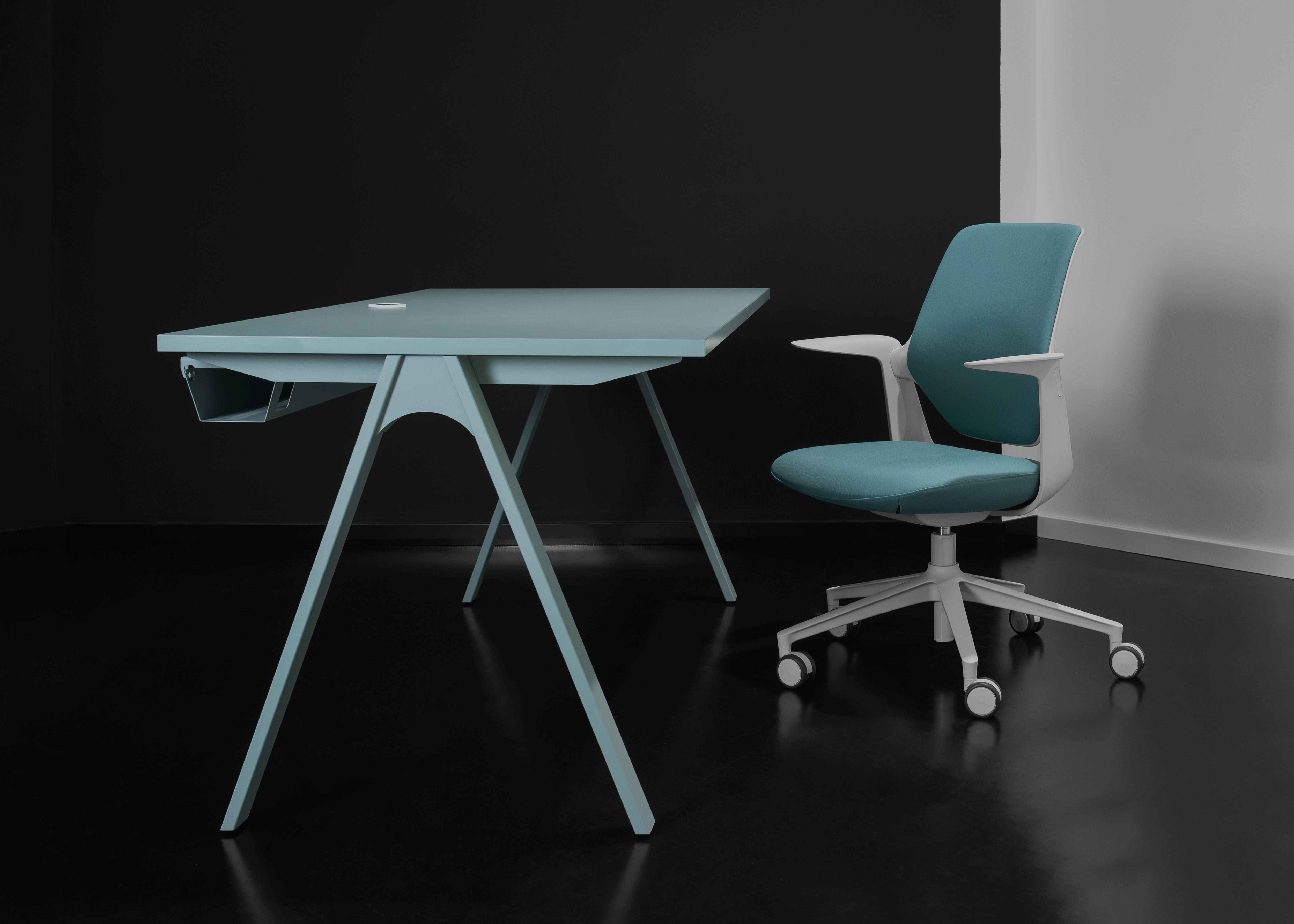 Schreibtisch 120 cm breit | Multi