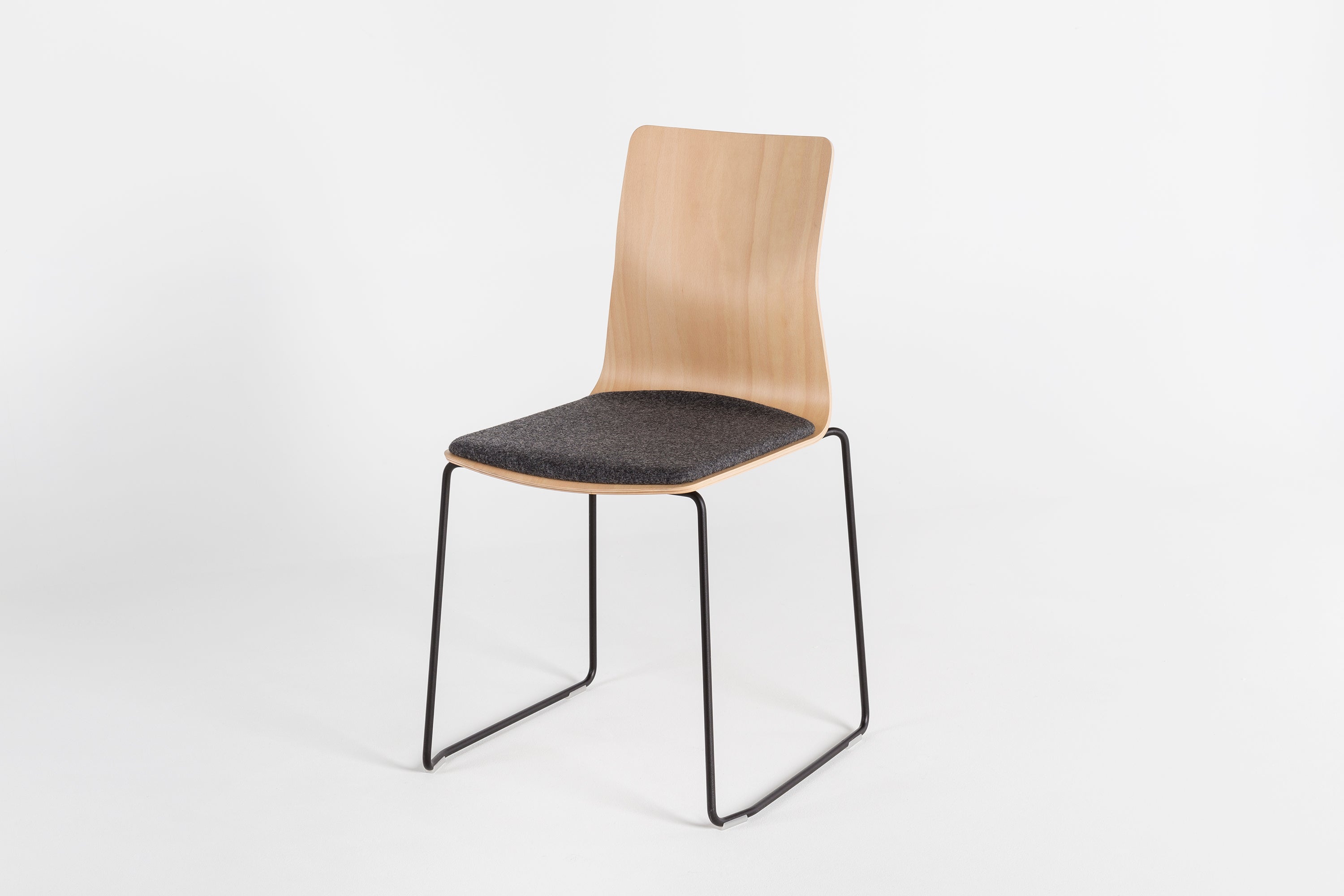 Konferenzstuhl Linar (auch Hocker)