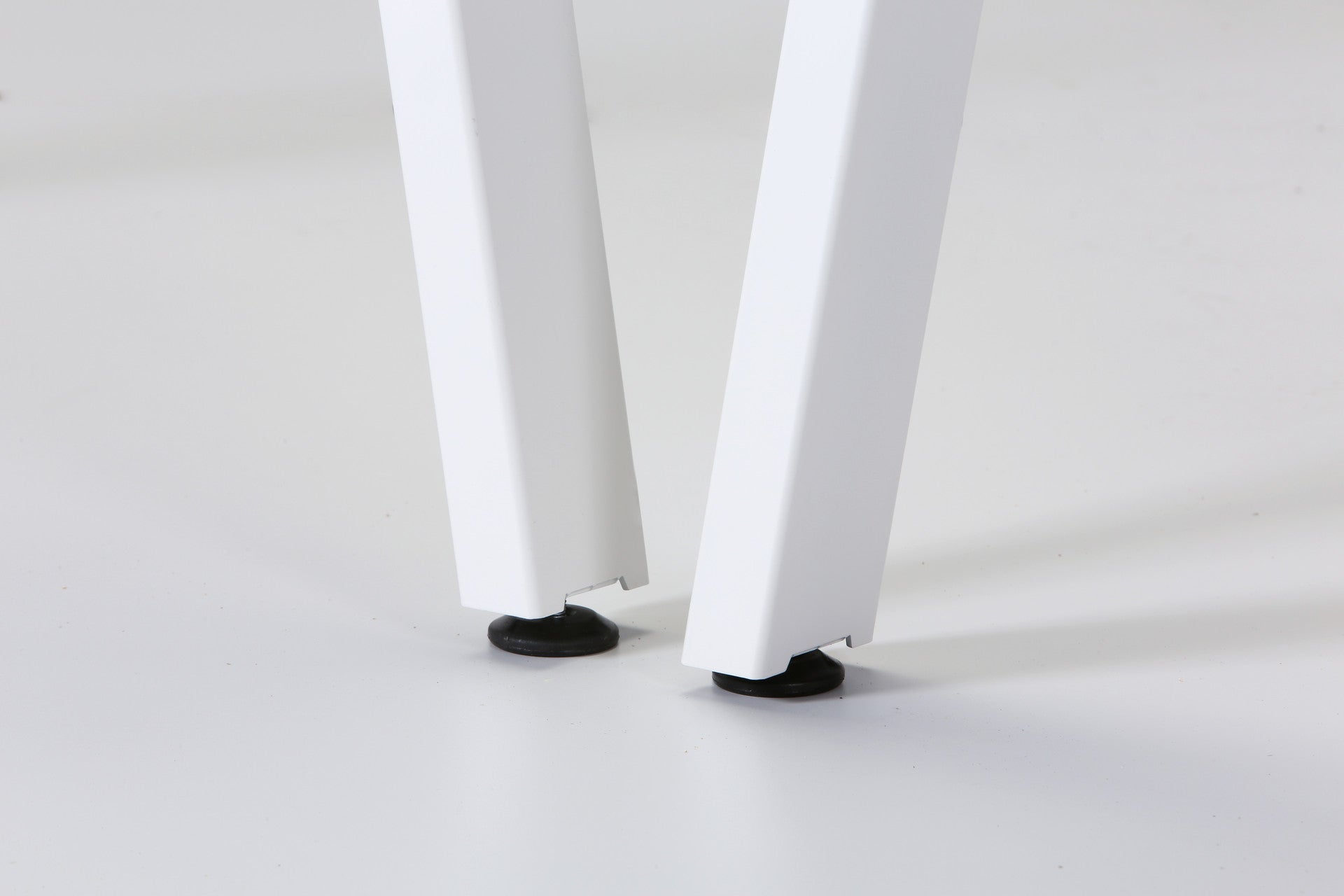 Schreibtisch 80 cm breit | A-em