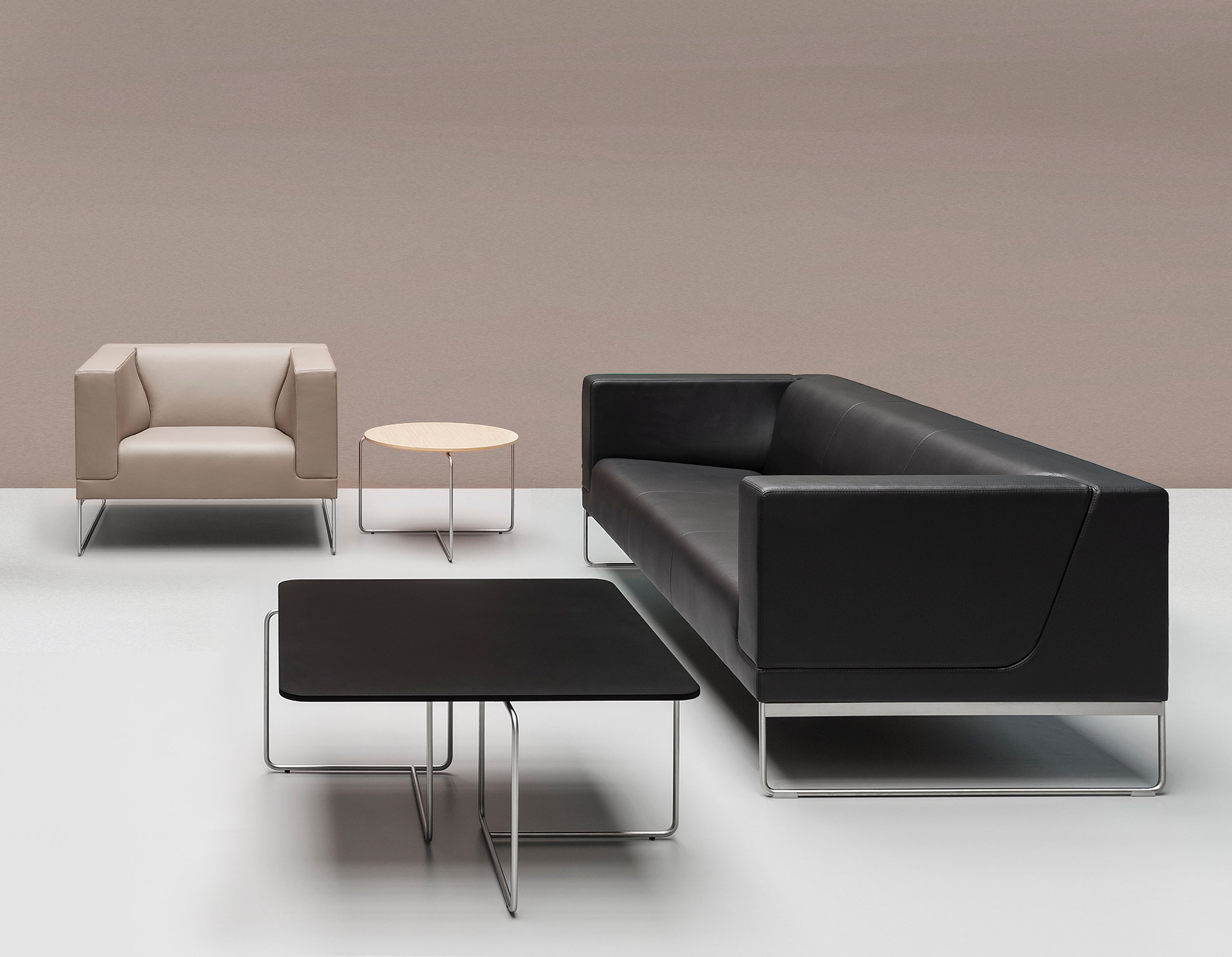 Sessel und Sofa Tritos