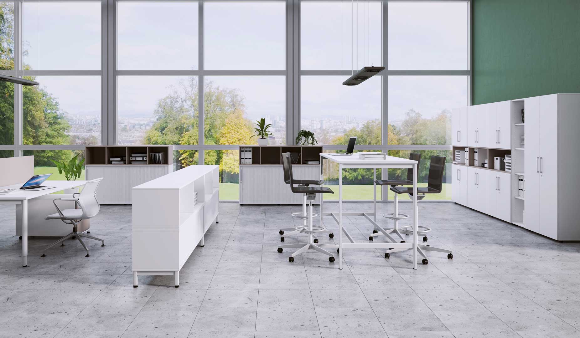 Stehtisch auf Metallgestell